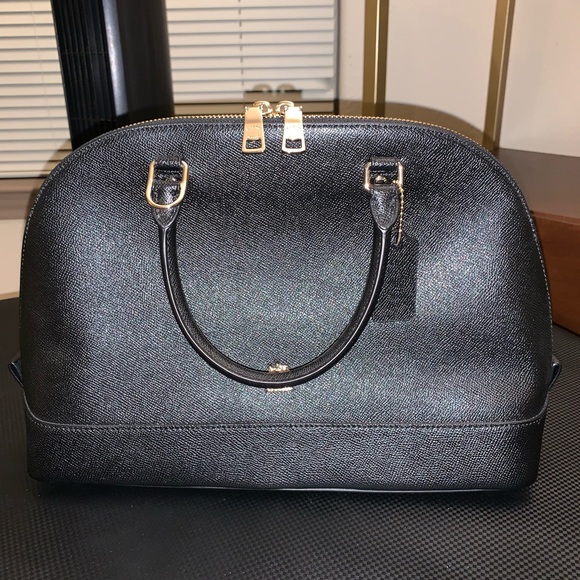Black COACH handbag/over the shoulder bag - Picture 3 of 6